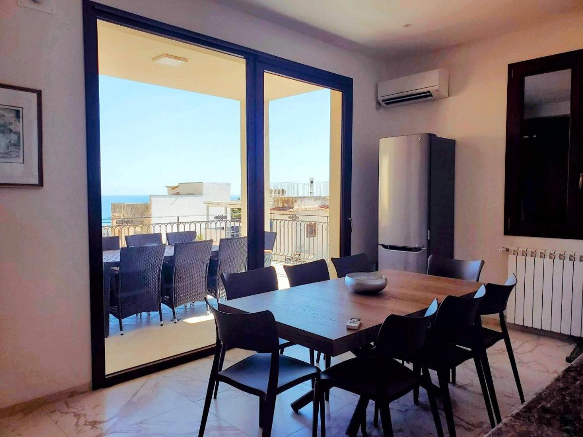 Palazzo Del Golfo Apartman Castellammare del Golfo Kültér fotó