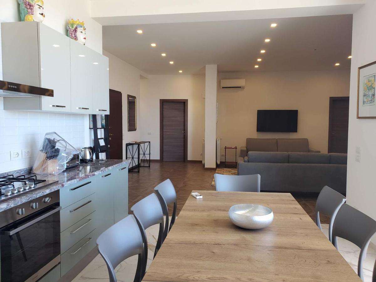 Palazzo Del Golfo Apartman Castellammare del Golfo Kültér fotó