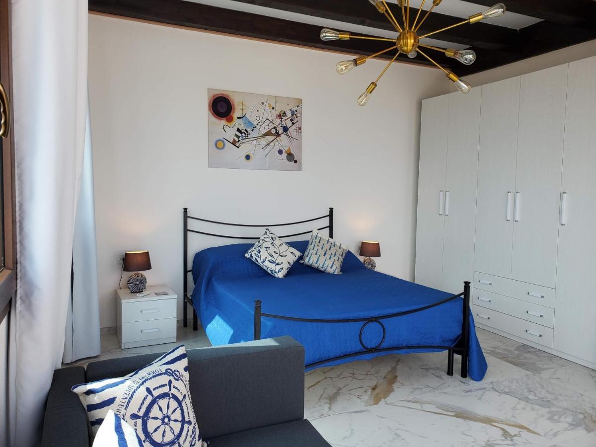 Palazzo Del Golfo Apartman Castellammare del Golfo Kültér fotó