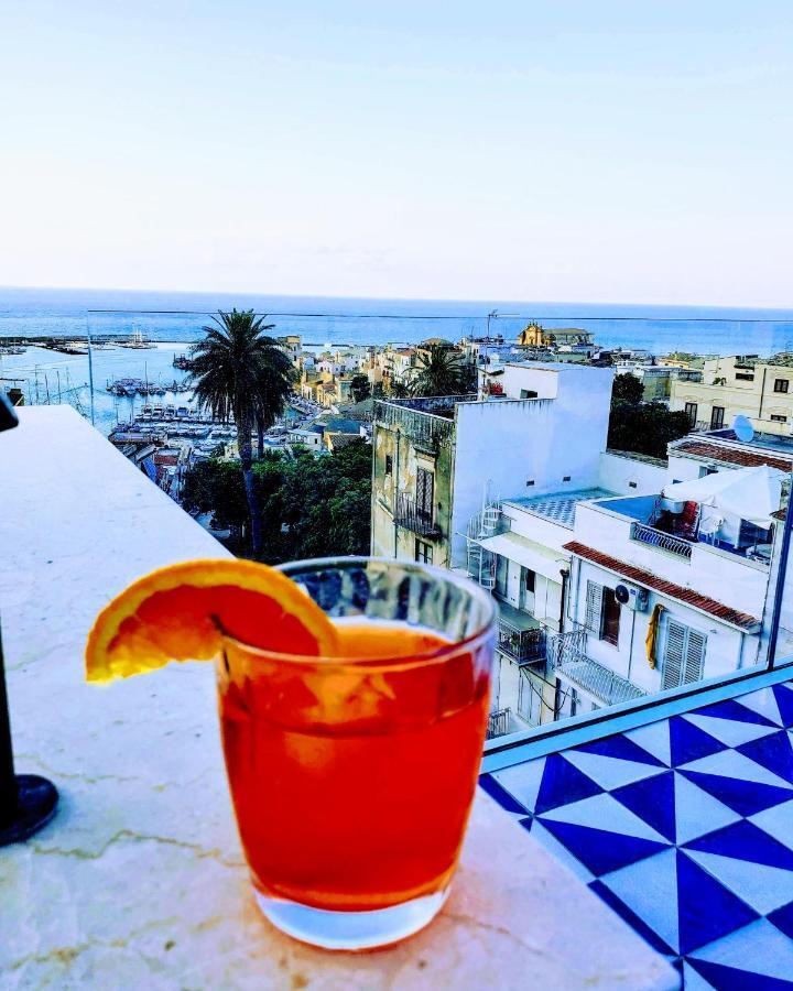 Palazzo Del Golfo Apartman Castellammare del Golfo Kültér fotó